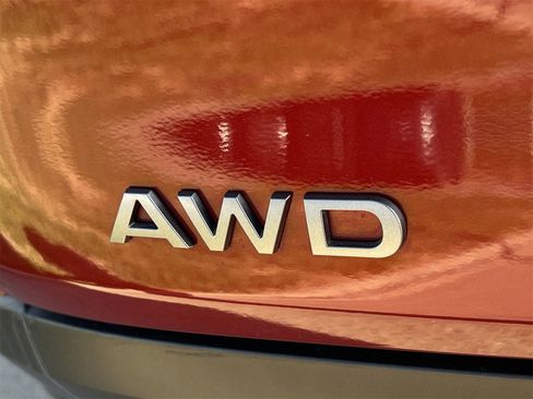 Certified 2025 Nissan Murano SV image 6