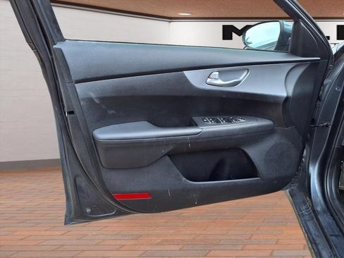 Used 2023 Kia Forte LXS FWD image 19