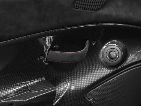 Certified 2020 Ferrari 488 Pista Coupe RWD image 81