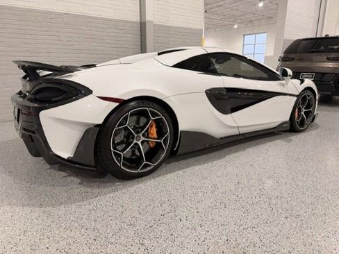 Used 2020 McLaren 600LT Spider RWD image 3