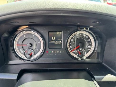 Used 2018 RAM 2500 Tradesman w/ Chrome Appearance Group AWD/4WD image 19