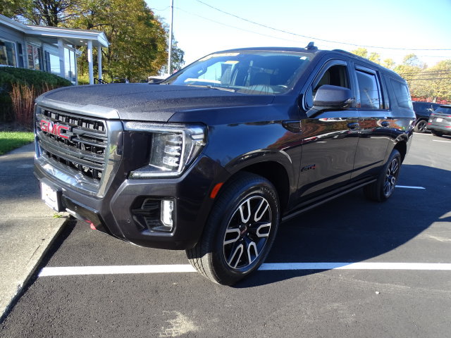 Used 2023 GMC Yukon XL AT4 w/ LPO, Floor Liner Package AWD/4WD image 19