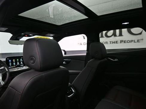 Used 2023 Chevrolet Blazer RS w/ Driver Confidence II Package image 24
