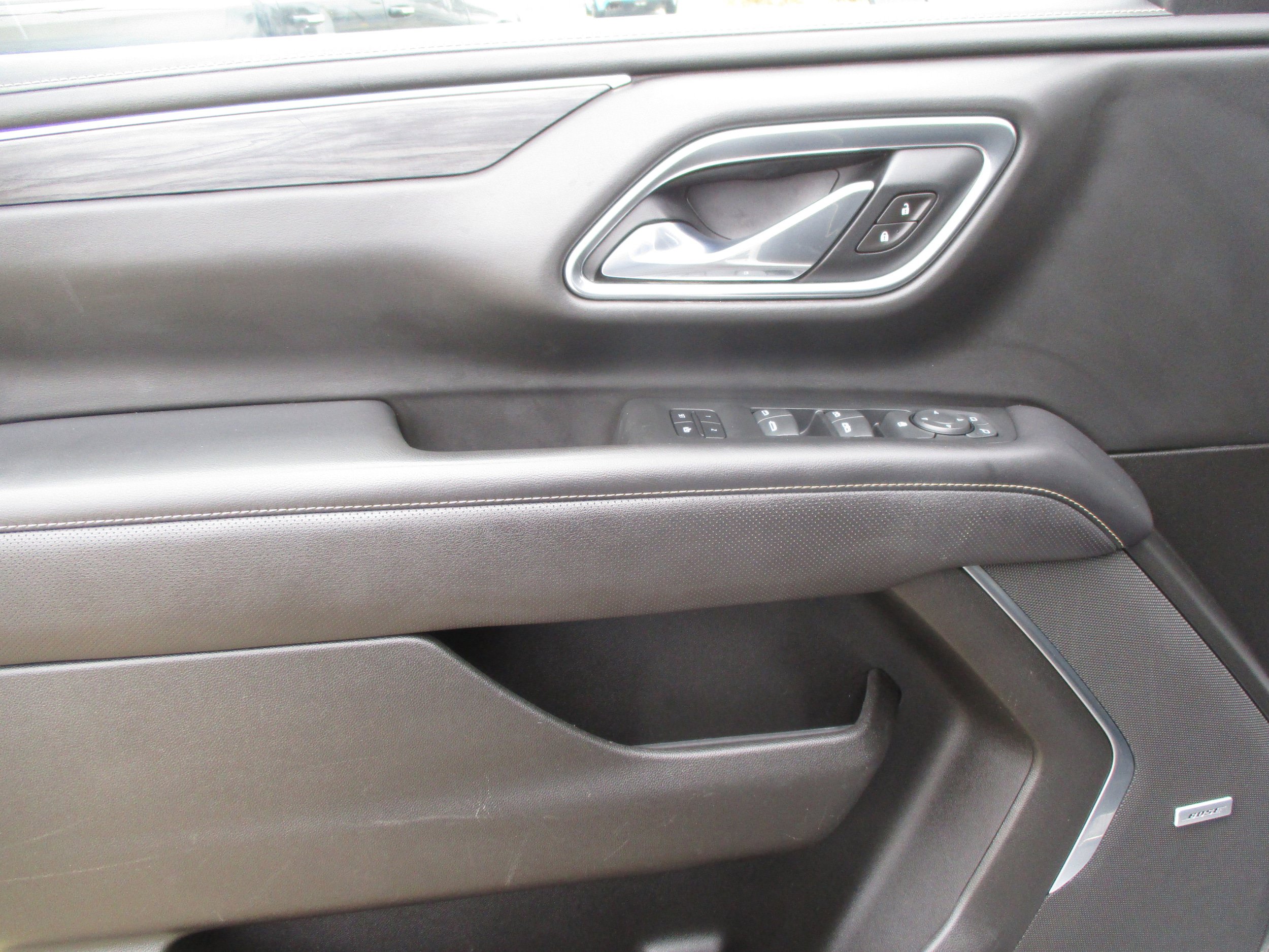 Used 2021 GMC Yukon SLT RWD image 30