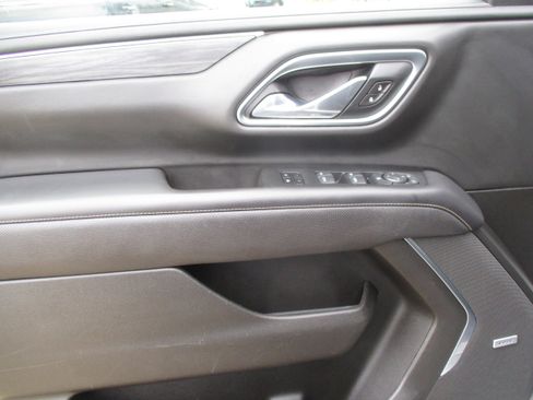 Used 2021 GMC Yukon SLT RWD image 30