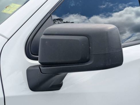 Used 2024 Chevrolet Silverado 1500 Custom image 12