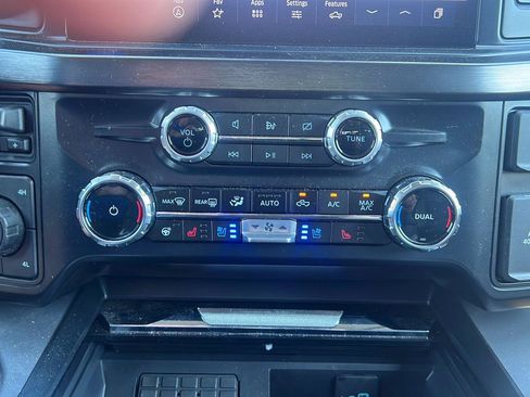 Used 2024 Ford F350 Lariat w/ Lariat Ultimate Package AWD/4WD image 28