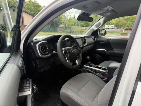 Used 2021 Toyota Tacoma SR5 image 13