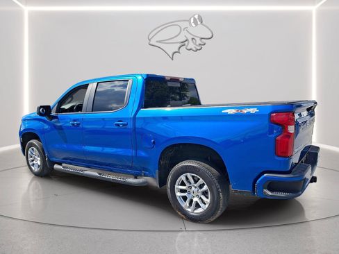 Used 2022 Chevrolet Silverado 1500 RST w/ Convenience Package II AWD/4WD image 3