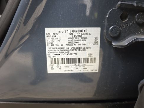 Used 2025 Ford Explorer ST RWD image 30