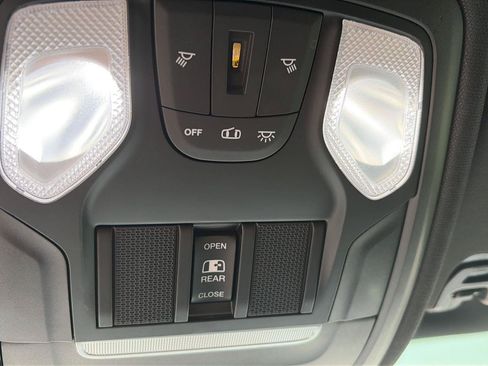 Used 2019 RAM 1500 Big Horn AWD/4WD image 15