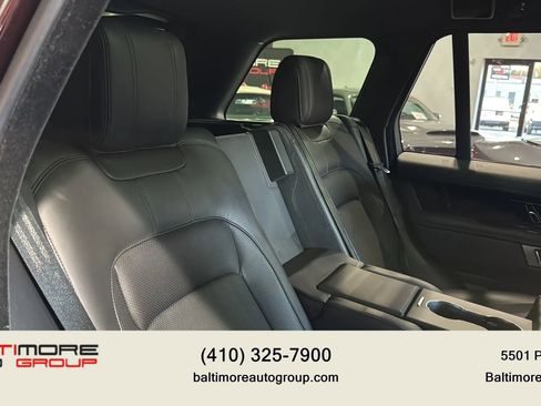 Used 2020 Land Rover Range Rover HSE image 32