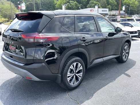 Used 2022 Nissan Rogue SV w/ SV Premium Package FWD image 6