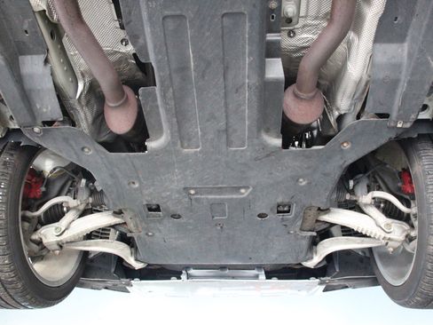 Used 2019 Jaguar F-PACE S image 99