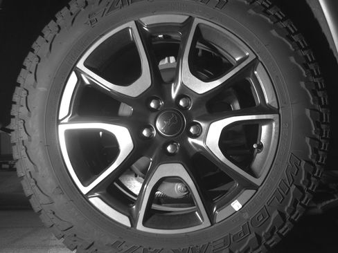 Used 2025 Jeep Compass Trailhawk AWD/4WD image 15
