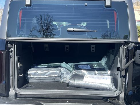 New 2025 Ford Bronco 4-Door w/ Sasquatch Package image 19