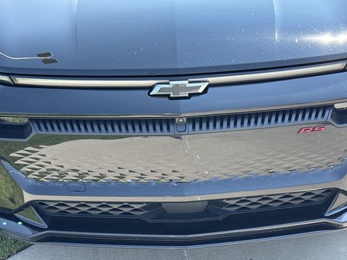 Used 2025 Chevrolet Equinox EV RS AWD/4WD image 9