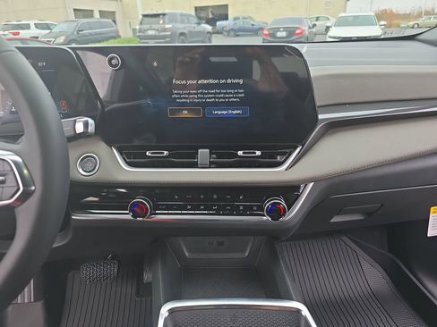 New 2026 Chevrolet Equinox LT w/ Convenience Package II image 20