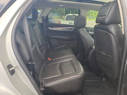 Used 2017 Cadillac XT5 Luxury image 20