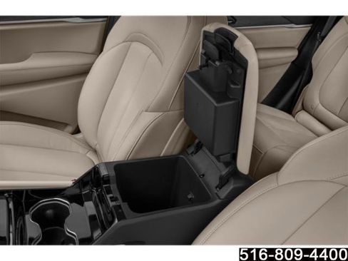 Used 2023 Jeep Grand Cherokee Overland AWD/4WD image 18