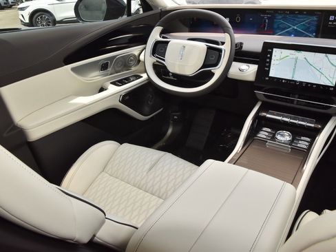 New 2026 Lincoln Nautilus Black Label AWD/4WD image 22