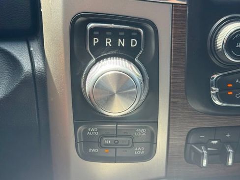 Used 2016 RAM 1500 Laramie w/ Convenience Group AWD/4WD image 38