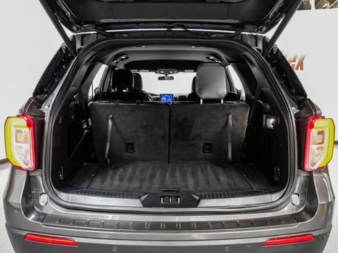 Used 2020 Ford Explorer XLT w/ Equipment Group 202A image 47