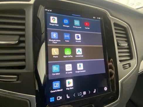 Certified 2025 Volvo XC90 B5 Core image 22