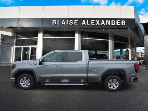 Used 2026 GMC Sierra 1500 SLE AWD/4WD image 9