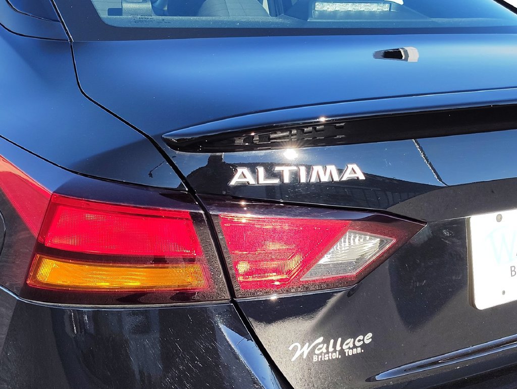 Used 2025 Nissan Altima 2.5 SV w/ SV Special Edition Package FWD image 6