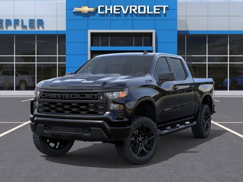 New 2026 Chevrolet Silverado 1500 Custom Trail Boss w/ Midnight Edition AWD/4WD image 6