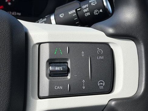 Used 2024 Land Rover Defender 110 S image 17
