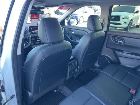 Certified 2023 Nissan Rogue SV w/ SV Premium B Package image 11