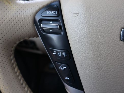 Used 2012 Nissan Murano SV AWD/4WD image 29