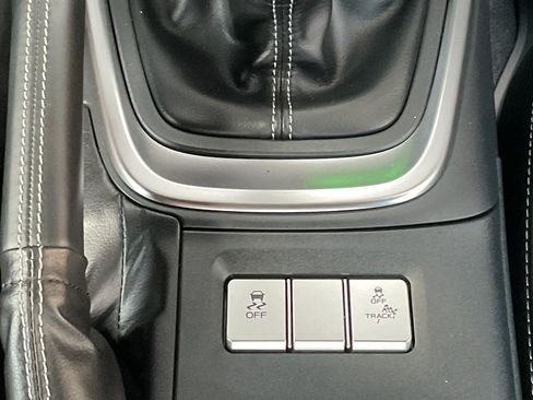 Used 2025 Toyota GR86 Premium w/ Performance Package RWD image 16
