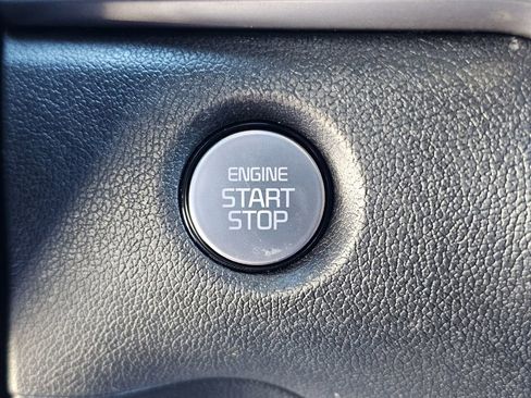 Used 2024 Kia Sorento S w/ Panoramic Sunroof Package image 25