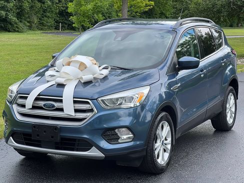 Used 2018 Ford Escape SEL w/ Ford Safe & Smart Package FWD image 1