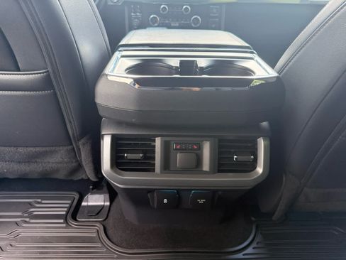 Used 2025 Ford F150 Lariat w/ Equipment Group 502A High AWD/4WD image 10