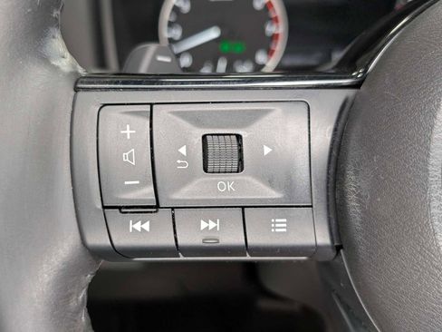 Used 2021 Nissan Rogue SV w/ Premium Package AWD/4WD image 35