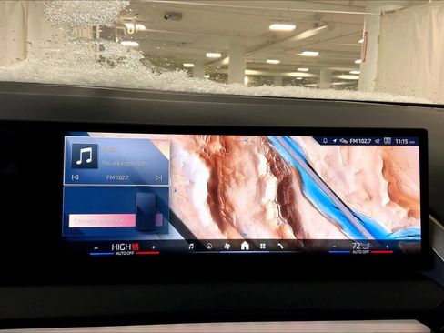 Used 2025 BMW X3 xDrive30i w/ Premium Package image 35