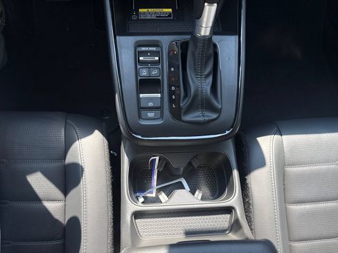 Used 2024 Honda CR-V EX-L image 23