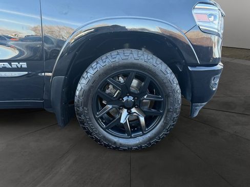 Used 2019 RAM 1500 Limited image 9