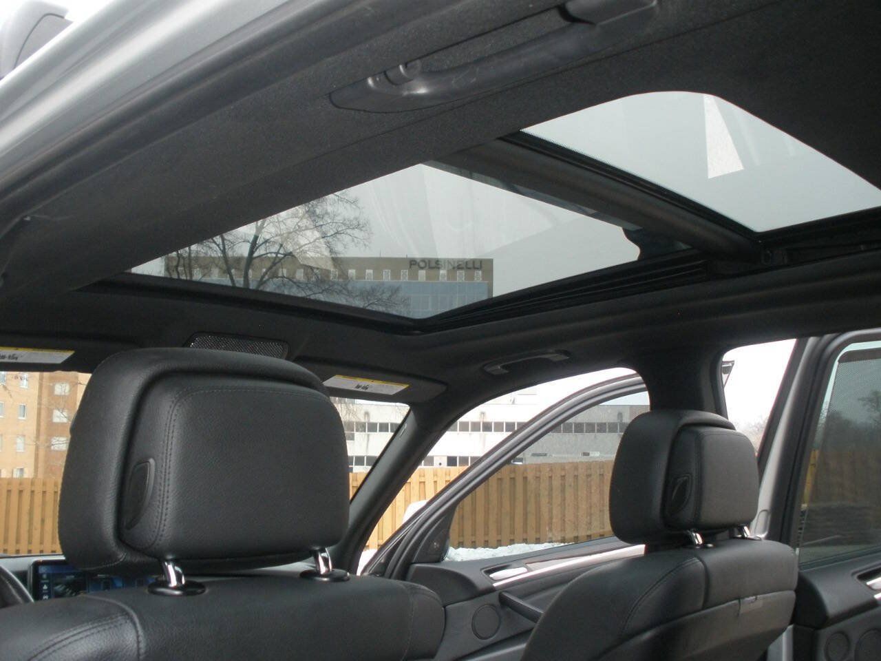 Used 2013 BMW X5 xDrive50i AWD/4WD image 36