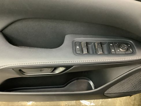 Used 2025 Lexus RX 350 Premium image 13