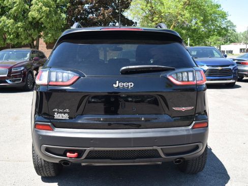 Used 2019 Jeep Cherokee Trailhawk w/ Comfort/Convenience Group AWD/4WD image 7