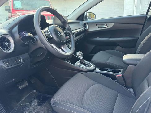 Used 2021 Kia Forte LXS image 13