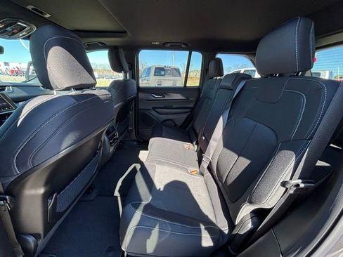 New 2026 Jeep Grand Cherokee Laredo X AWD/4WD image 13