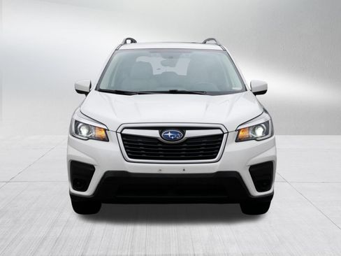 Used 2020 Subaru Forester Premium AWD/4WD image 2