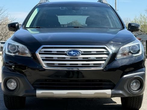 Used 2017 Subaru Outback 2.5i Limited AWD/4WD image 8