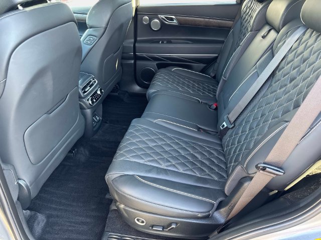 Used 2024 Genesis GV80 3.5T w/ Prestige Package AWD/4WD image 14
